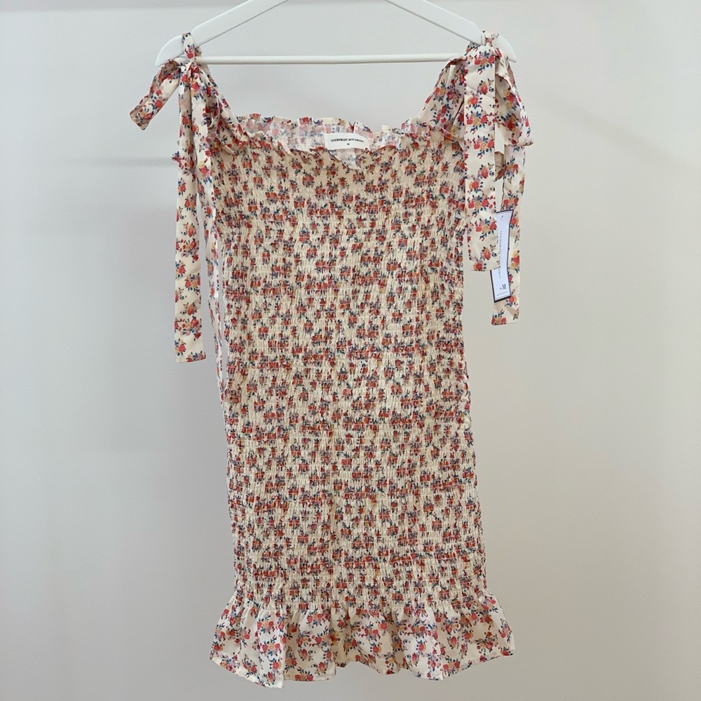 Goodnight Macaroon fitted floral mini dress